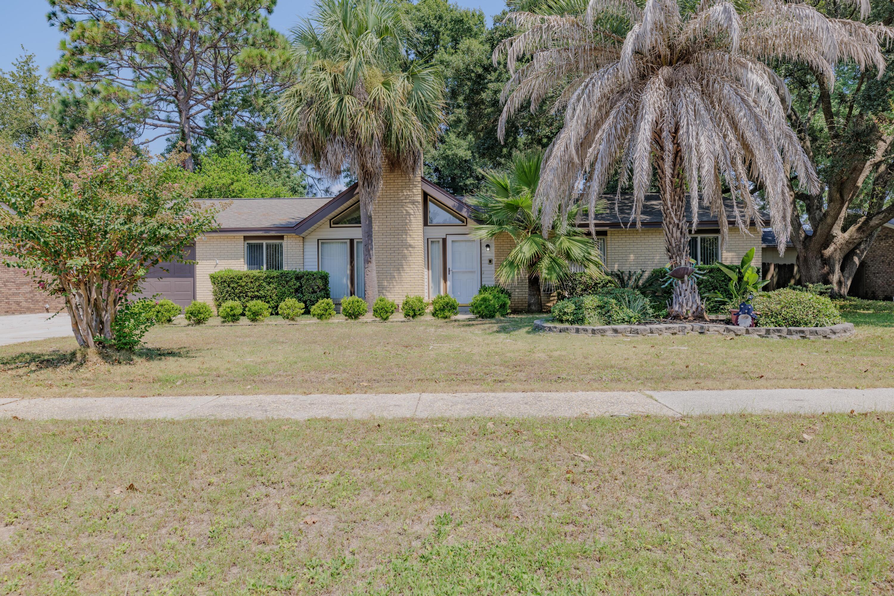 4150 April Road Pensacola, FL 32504 - Photo 5 of 47 4150 April Rd-46