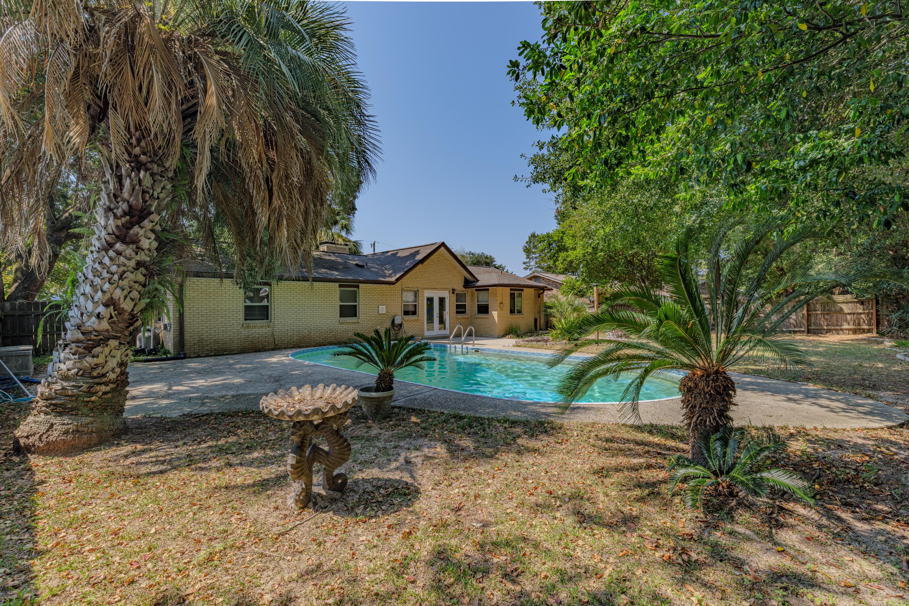 4150 April Road Pensacola, FL 32504 - Photo 10 of 47 4150 April Rd-5