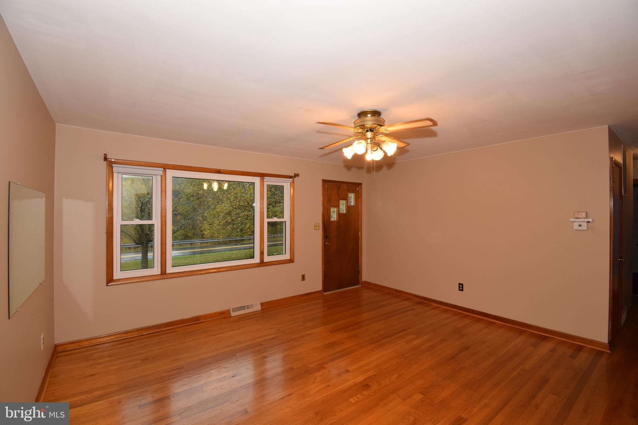1101 Ridge Road Finksburg, MD 21048 - Photo 3 of 16