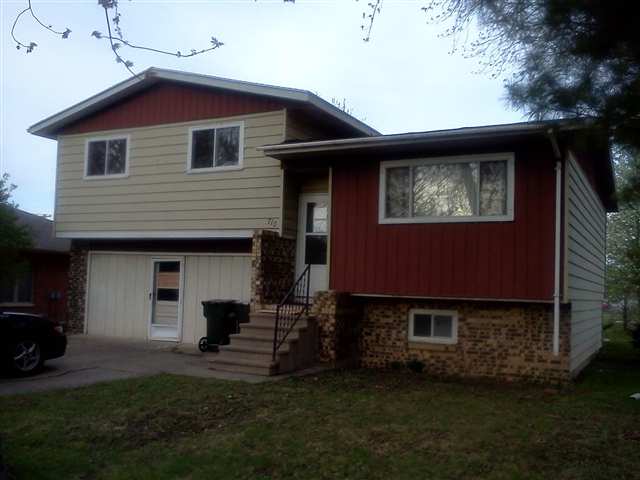 710 Freeport Road Sterling, IL 61081 - Photo 1 of 12 Gallery Image 1