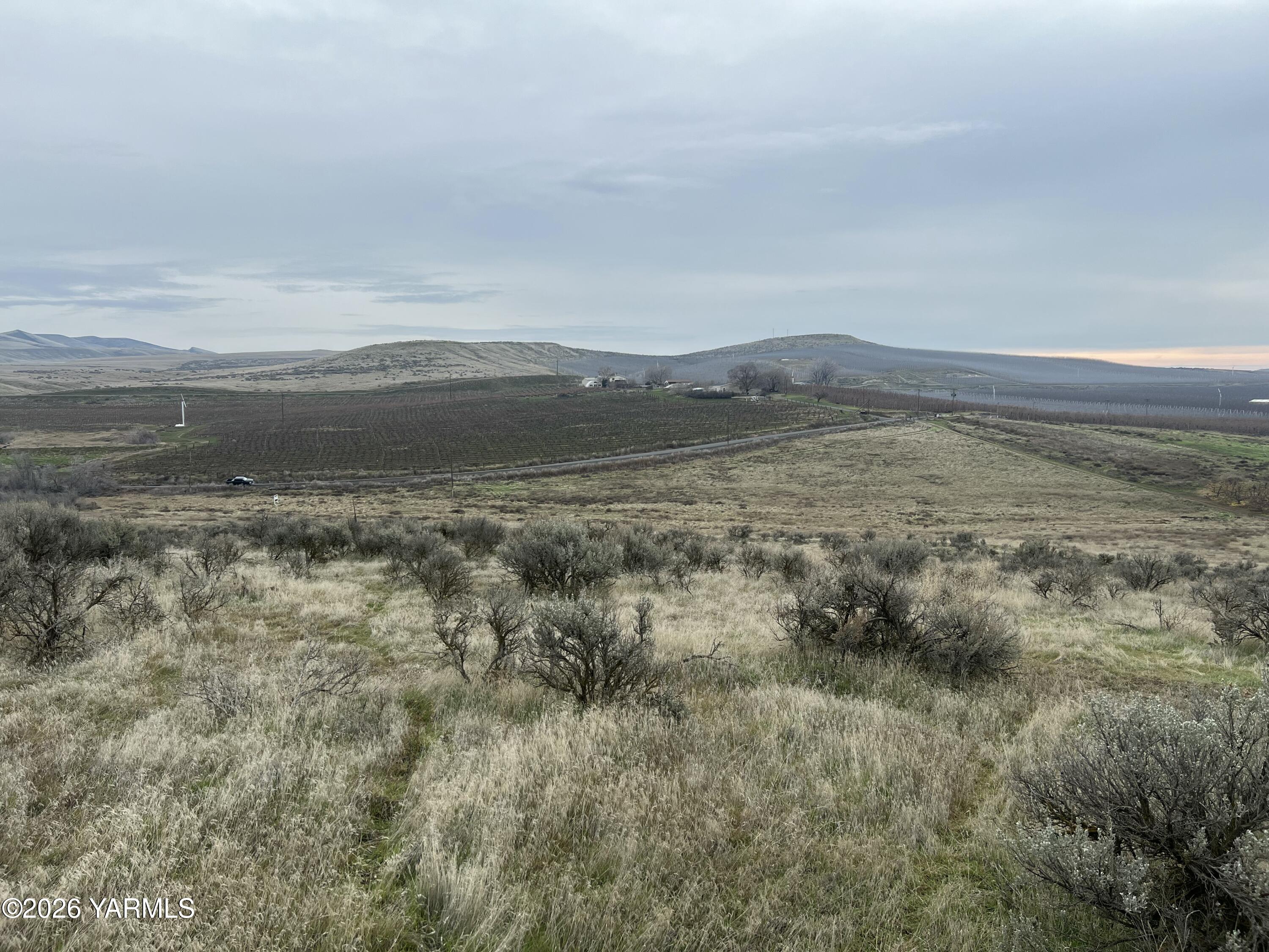761 Nightingale Road Wapato, WA 98951 - Photo 47 of 51 a view of an ocean