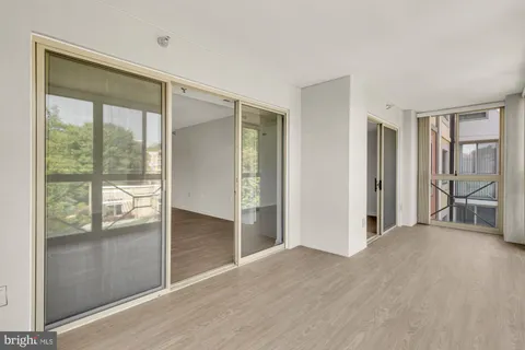 $375,000 | 14805 Pennfield Circle, Unit 309, Silver Spring, MD 20906