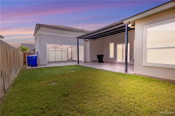 a view of an entrance of the house