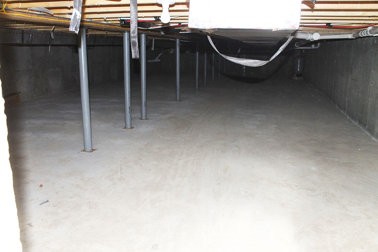 945 Battle Ridge Road Clinton, ME 04927 - Photo 27 of 34 24 - Basement