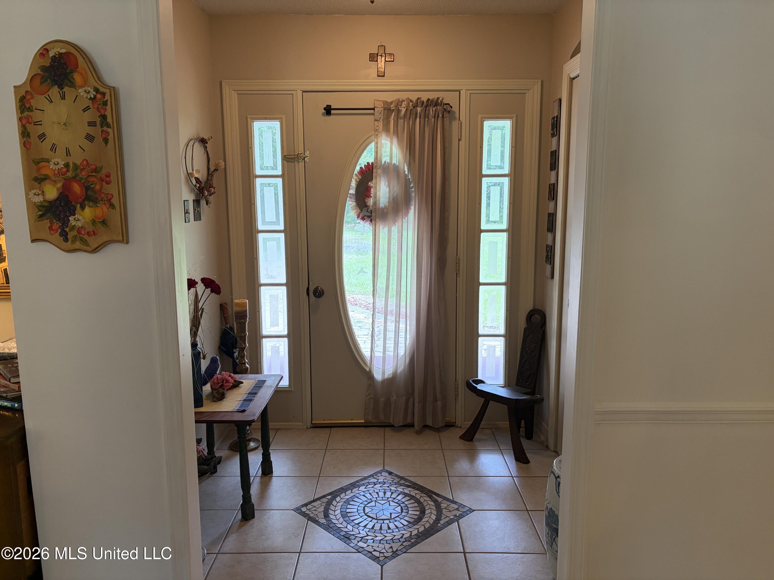 20116 F Ladner Road Saucier, MS 39574 - Photo 3 of 38 Foyer