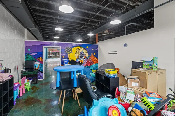 $229,000 | 115 West Main Street, Salem, IL 62881