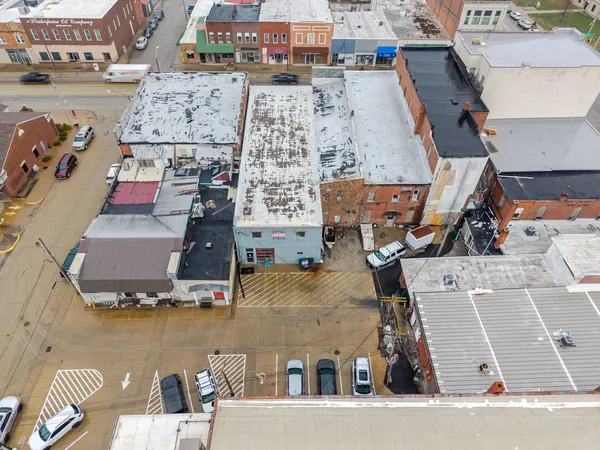 $229,000 | 115 West Main Street, Salem, IL 62881