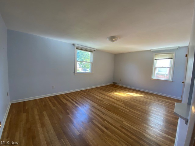 1244 Brainard Road Lyndhurst, OH 44124 - Photo 21 of 33 Second bedroom with Hardwood floors.