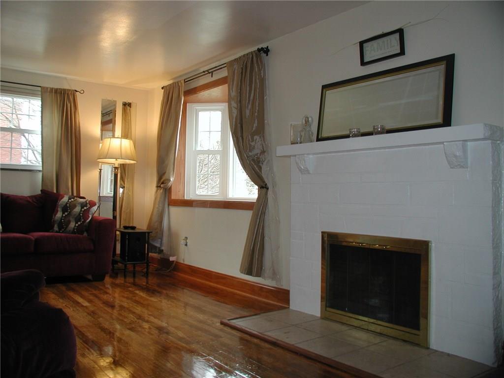 519 Nichols Road Pittsburgh, PA 15237 - Photo 2 of 25