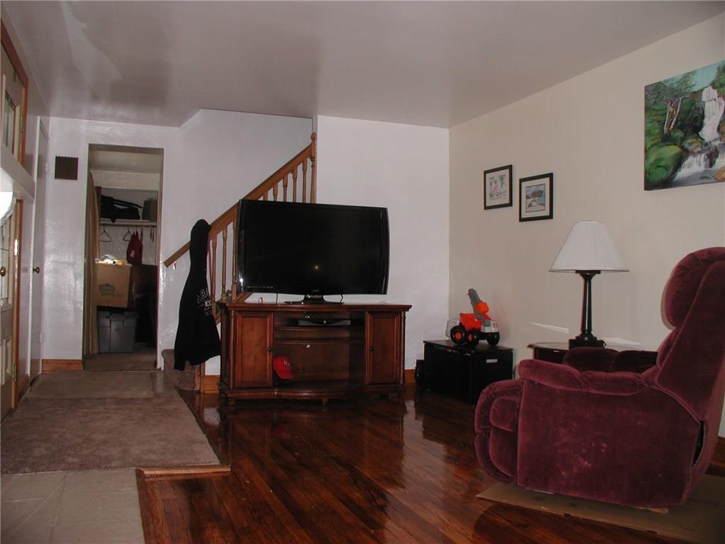 519 Nichols Road Pittsburgh, PA 15237 - Photo 12 of 25