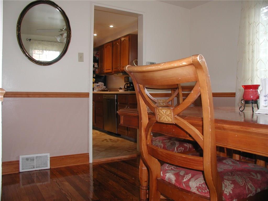 519 Nichols Road Pittsburgh, PA 15237 - Photo 13 of 25