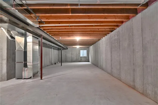 $679,950 | 23827 West 59th Terrace, Shawnee, KS 66226