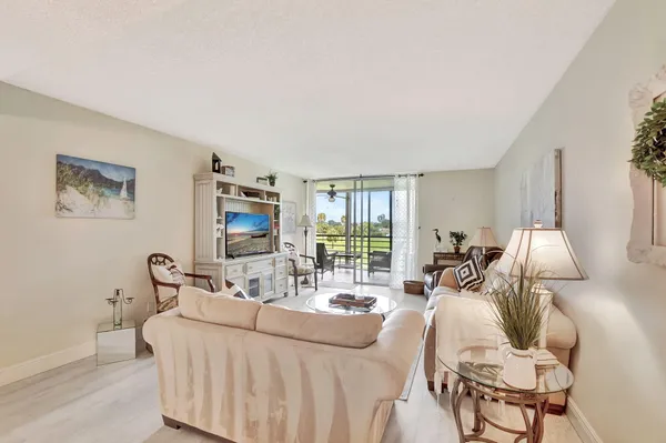 $220,000 | 23305 Barwood Lane North, Unit 303, Boca Raton, FL 33428