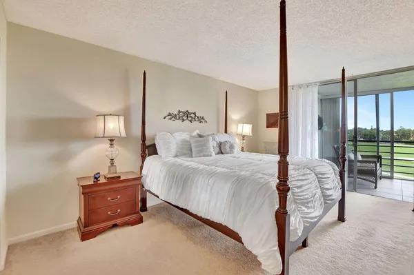 $220,000 | 23305 Barwood Lane North, Unit 303, Boca Raton, FL 33428