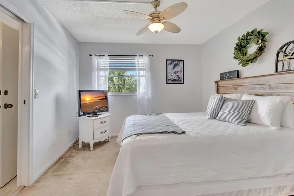 $220,000 | 23305 Barwood Lane North, Unit 303, Boca Raton, FL 33428