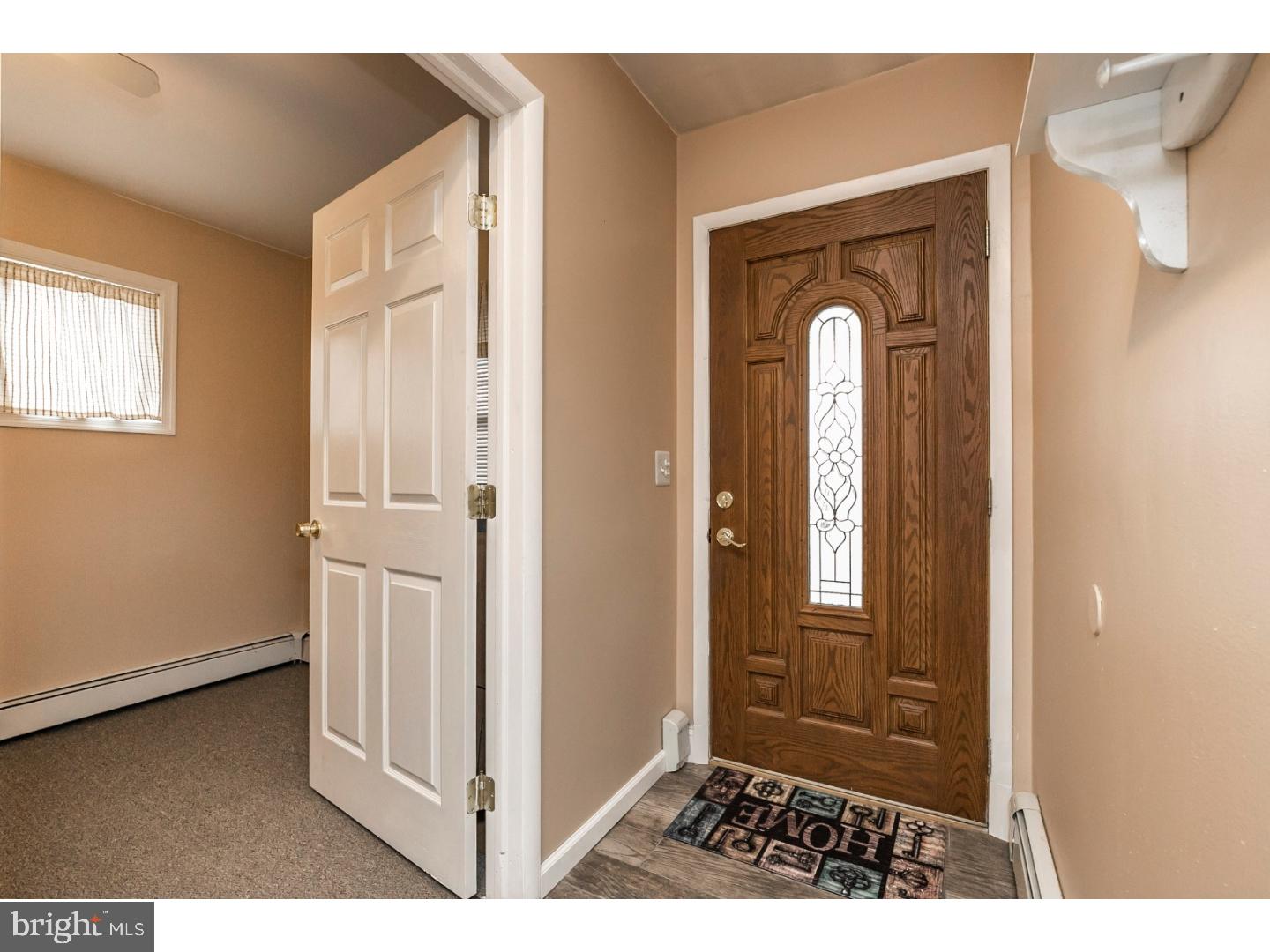 50 Grapevine Road Levittown, PA 19057 - Photo 2 of 16 Foyer