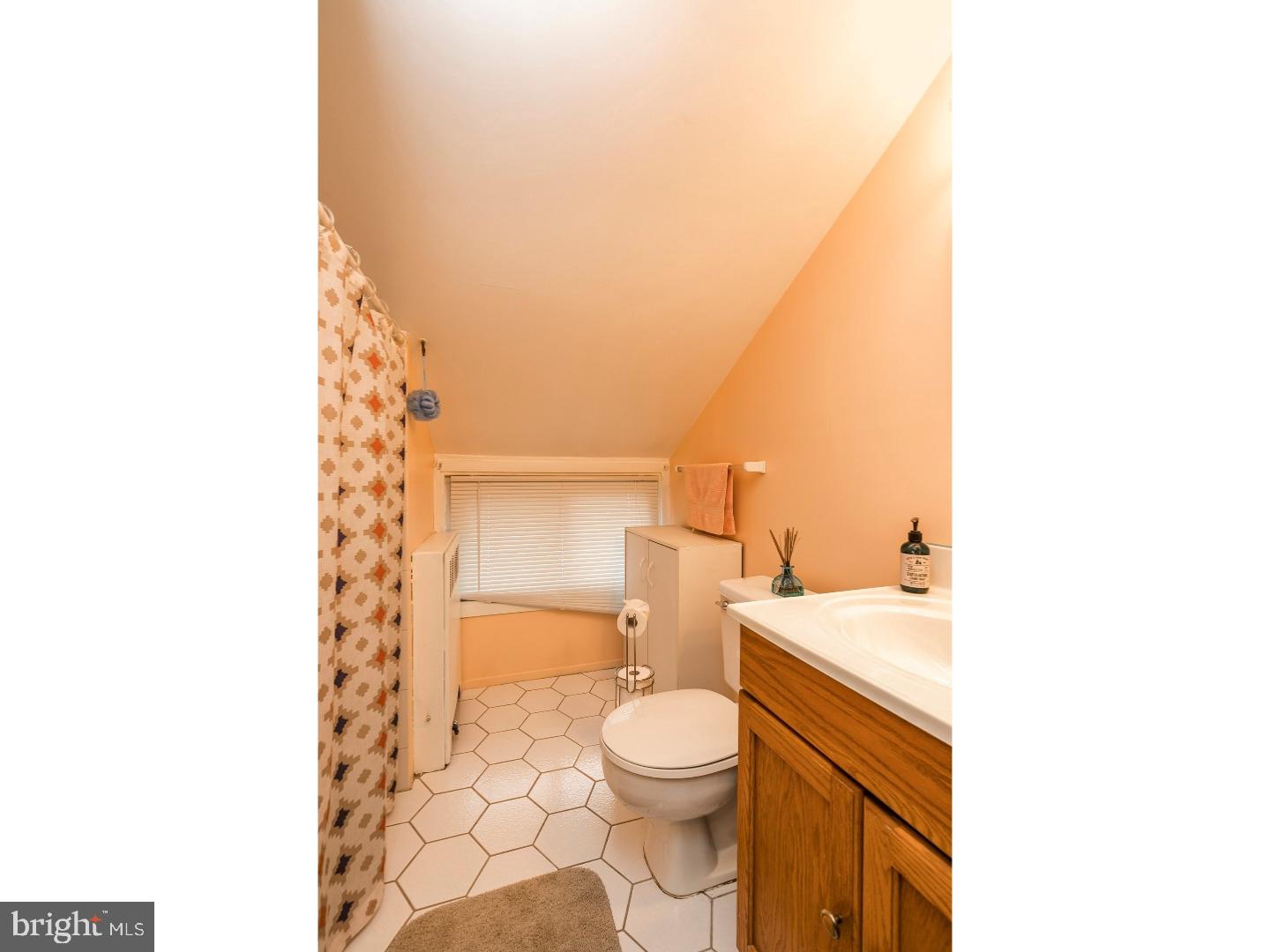 50 Grapevine Road Levittown, PA 19057 - Photo 13 of 16 Bathroom
