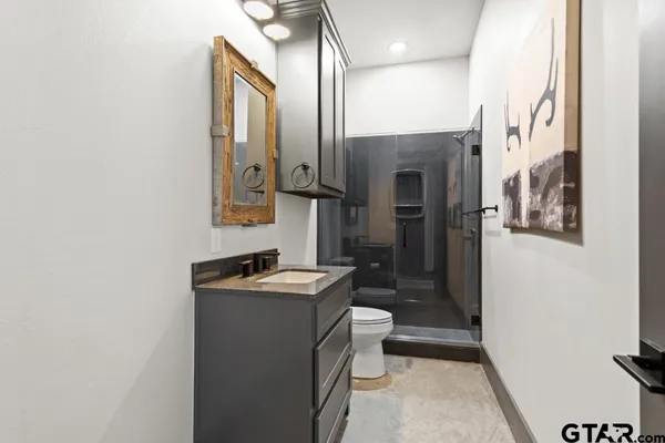 $1,650,000 | 15132 County Road 178, Tyler, TX 75703