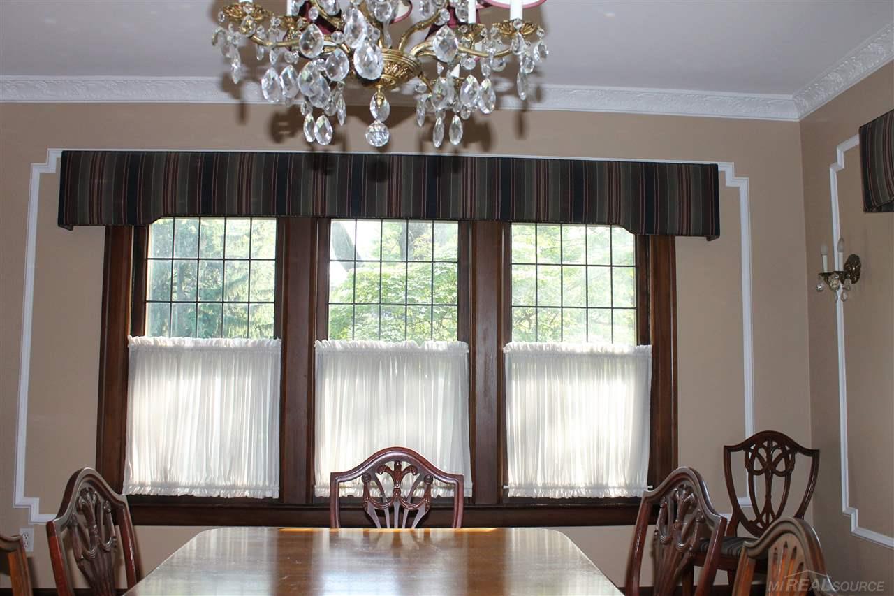 1242 Devonshire Road Grosse Pointe, MI 48230 - Photo 13 of 70 31246129-12.JPG