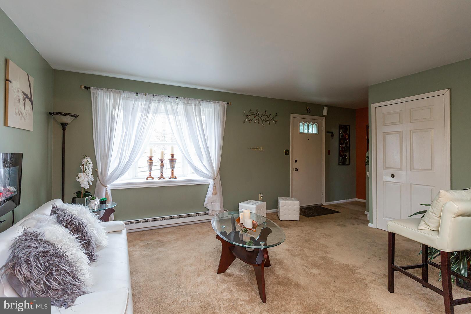 101 Hoover Road Lancaster, PA 17603 - Photo 4 of 38 Gallery Image 4