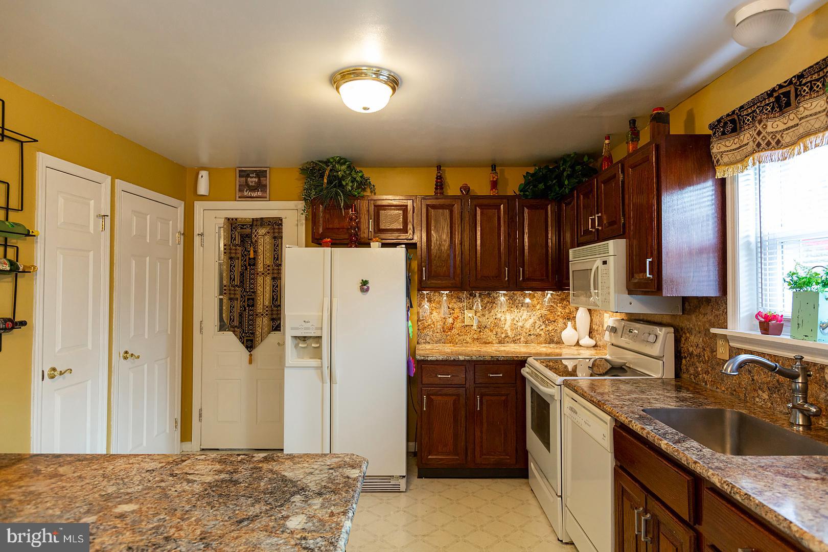 101 Hoover Road Lancaster, PA 17603 - Photo 9 of 38 Gallery Image 9
