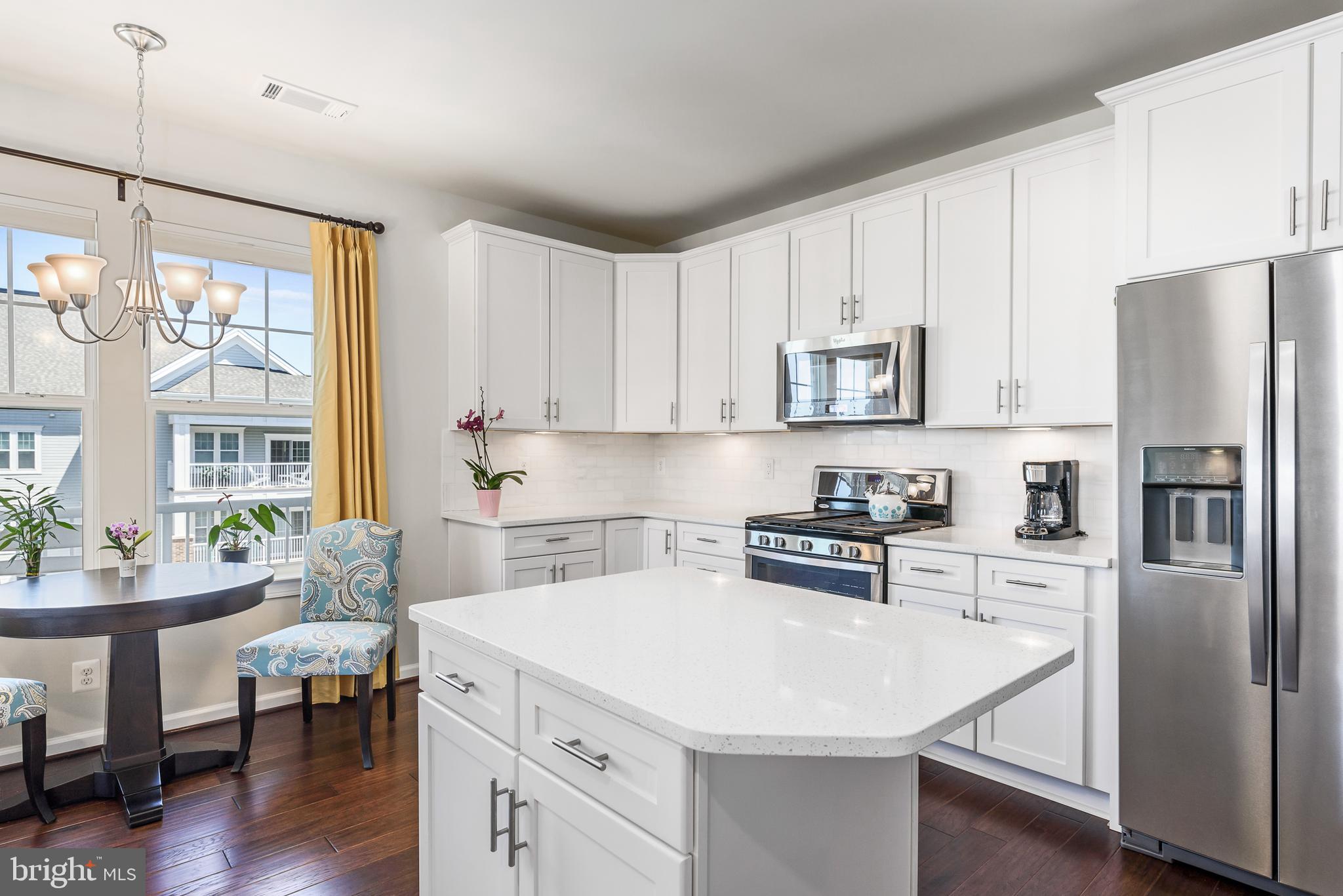 20650 Hope Spring Terrace, Unit 405 Ashburn, VA 20147 - Photo 11 of 34 Kitchen