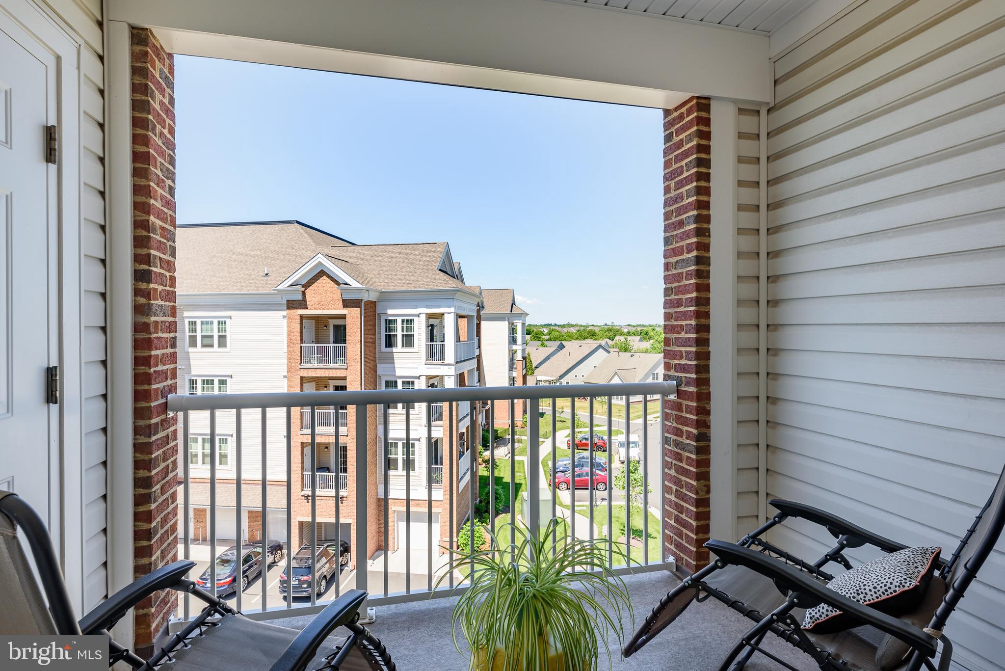 20650 Hope Spring Terrace, Unit 405 Ashburn, VA 20147 - Photo 17 of 34 Balcony