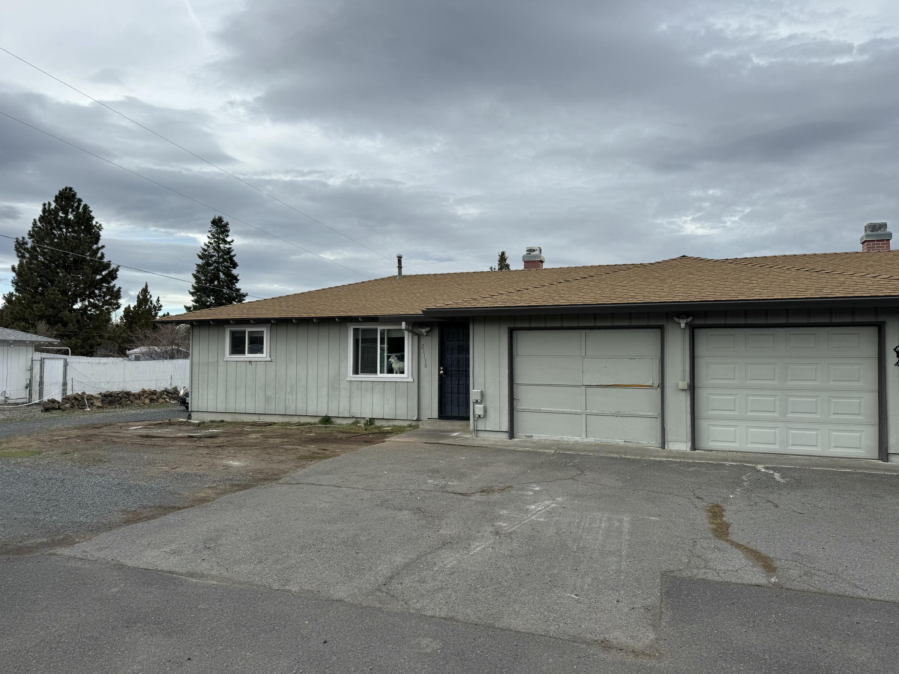 21130 Southeast Reed Market Road Bend, OR 97702 - Photo 2 of 26