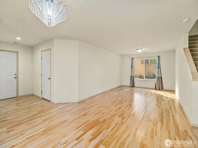 $3,450 | 3225 146th Place Southwest, Lynnwood, WA 98087