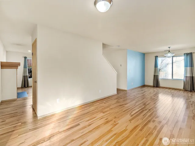 $3,450 | 3225 146th Place Southwest, Lynnwood, WA 98087