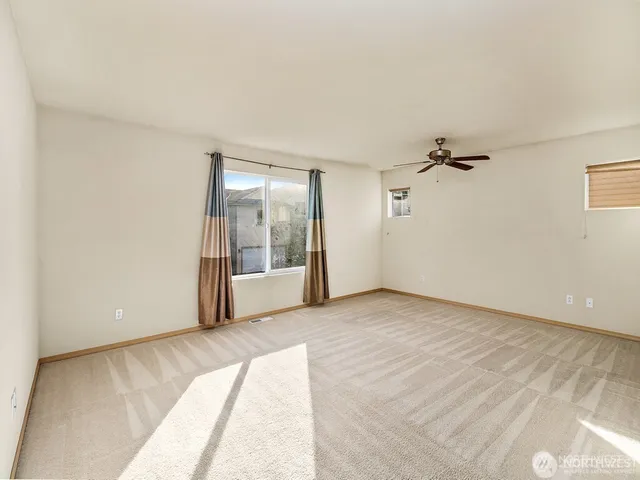 $3,450 | 3225 146th Place Southwest, Lynnwood, WA 98087