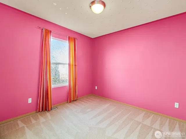 $3,450 | 3225 146th Place Southwest, Lynnwood, WA 98087