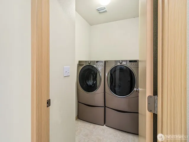 $3,450 | 3225 146th Place Southwest, Lynnwood, WA 98087