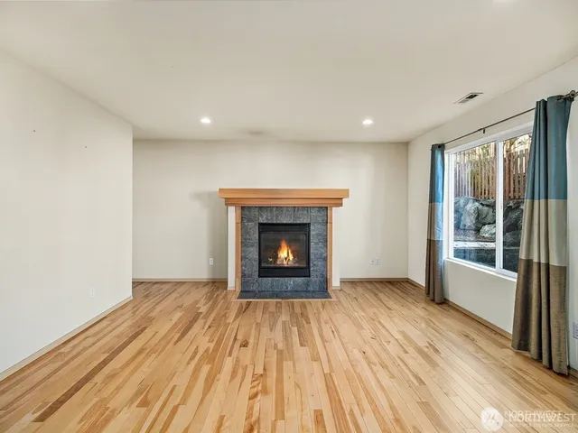 $3,450 | 3225 146th Place Southwest, Lynnwood, WA 98087