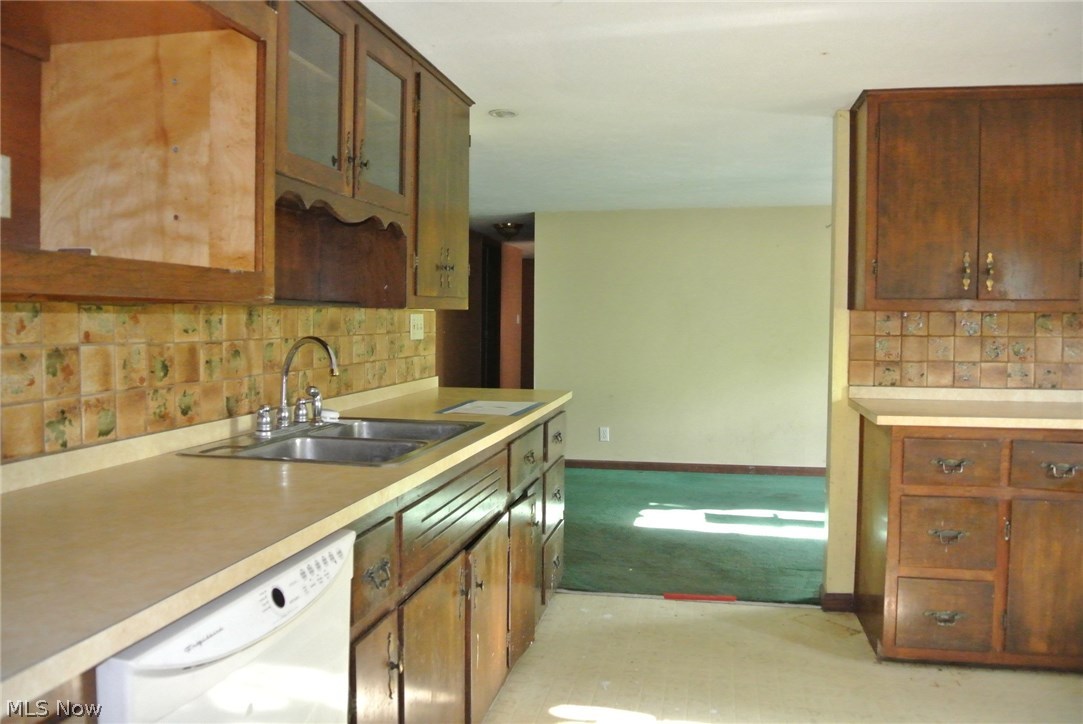 8173 West Ridge Road Elyria, OH 44035 - Photo 11 of 26