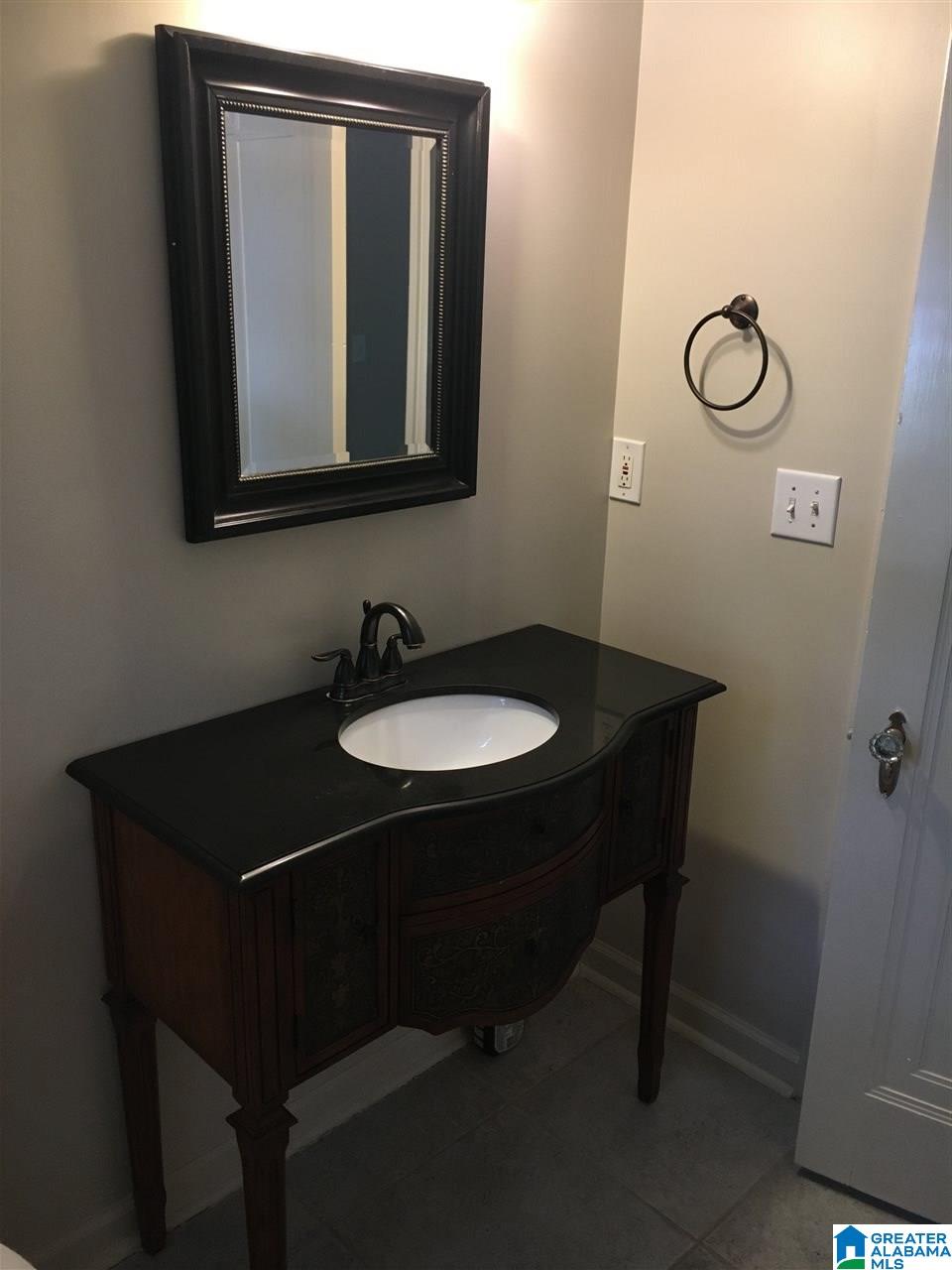 3 Memory Lane Birmingham, AL 35213 - Photo 6 of 13
