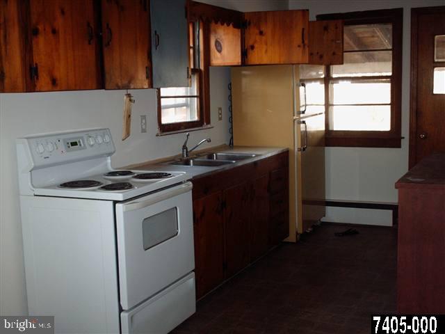 1811 Filbert Street York, PA 17404 - Photo 7 of 19 Gallery Image 7