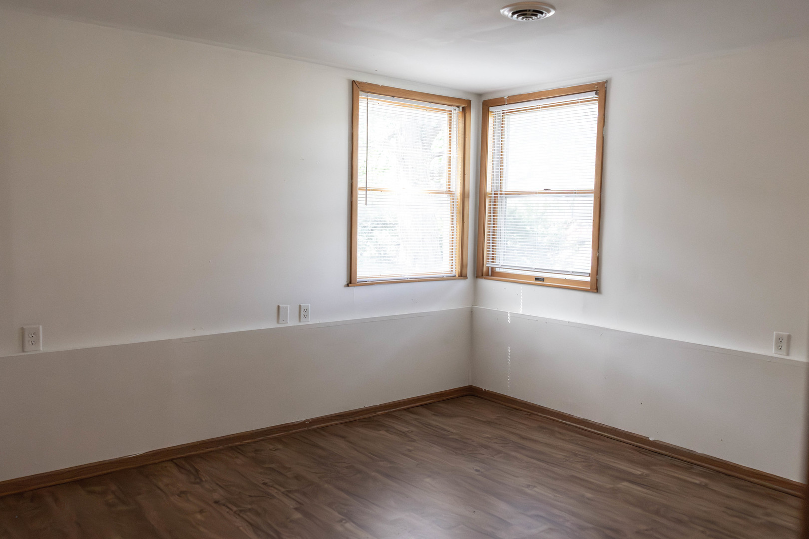 436 Russell Road DeKalb, IL 60115 - Photo 13 of 45 Gallery Image 13