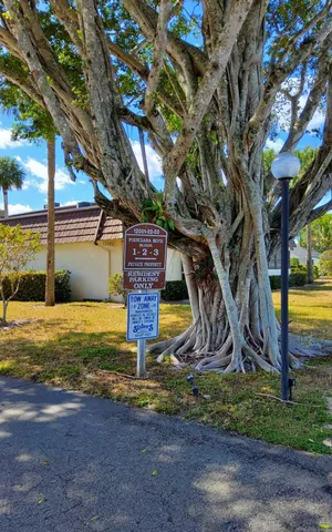 $1,700 | 12003 Poinciana Boulevard, Unit 204, Royal Palm Beach, FL 33411