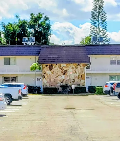 $1,700 | 12003 Poinciana Boulevard, Unit 204, Royal Palm Beach, FL 33411