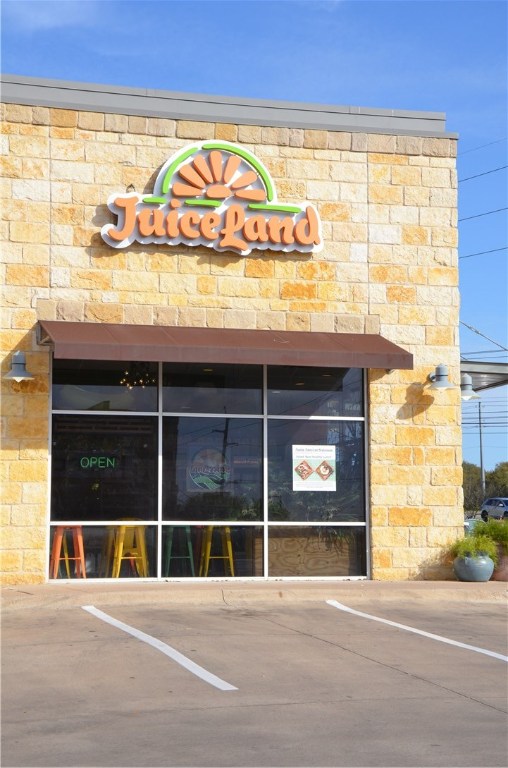7908 Portland Trail Austin, TX 78729 - Photo 30 of 35 a view of an entryway with a wall