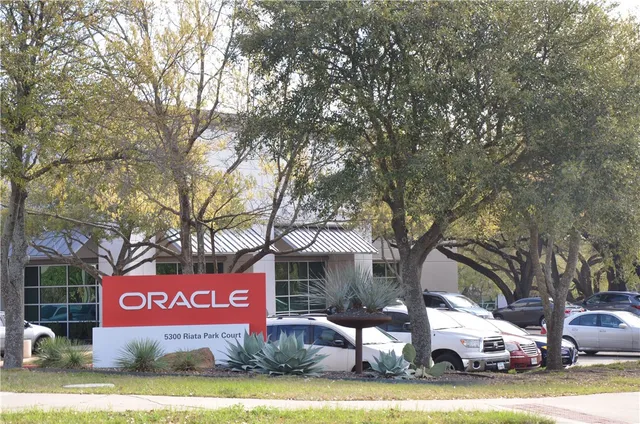 $2,000 | 7908 Portland Trail, Austin, TX 78729