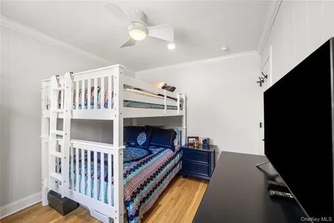 $350,000 | 224-09 Manor Road, Unit LOWER) 2408 | Bellerose