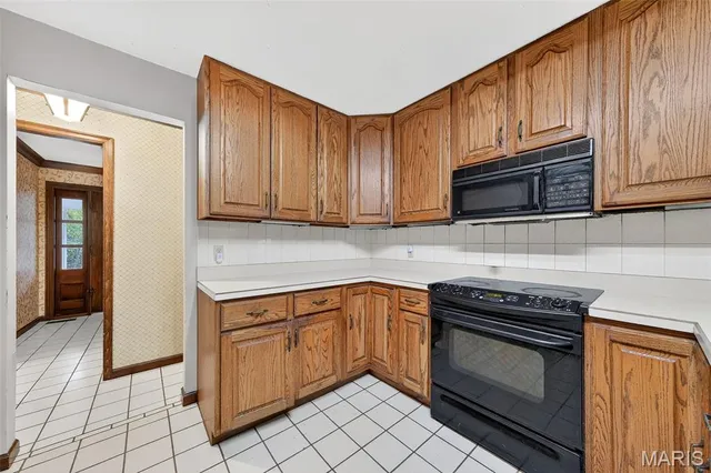 $125,000 | 11353 Old Saint Charles Road, Bridgeton, MO 63044