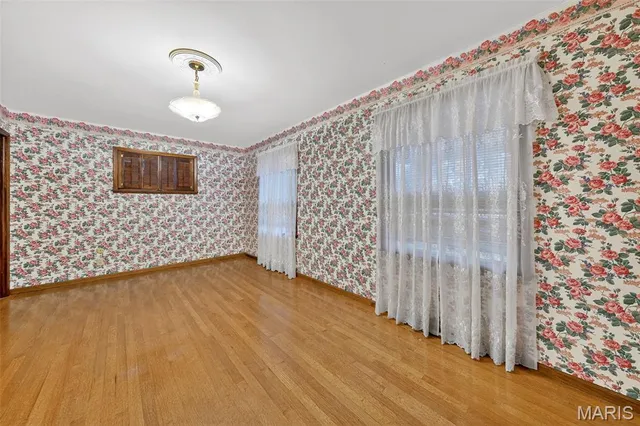 $125,000 | 11353 Old Saint Charles Road, Bridgeton, MO 63044