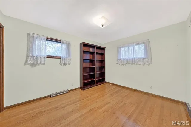 $125,000 | 11353 Old Saint Charles Road, Bridgeton, MO 63044