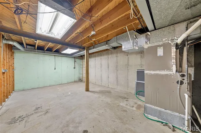 $125,000 | 11353 Old Saint Charles Road, Bridgeton, MO 63044