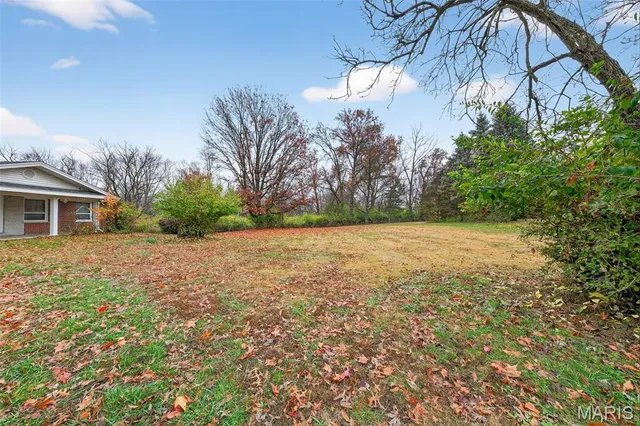 $125,000 | 11353 Old Saint Charles Road, Bridgeton, MO 63044