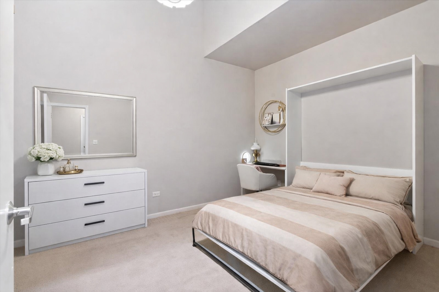 926 North Crosby Street Chicago, IL 60610 - Photo 15 of 19 a bedroom with a bed and a dresser