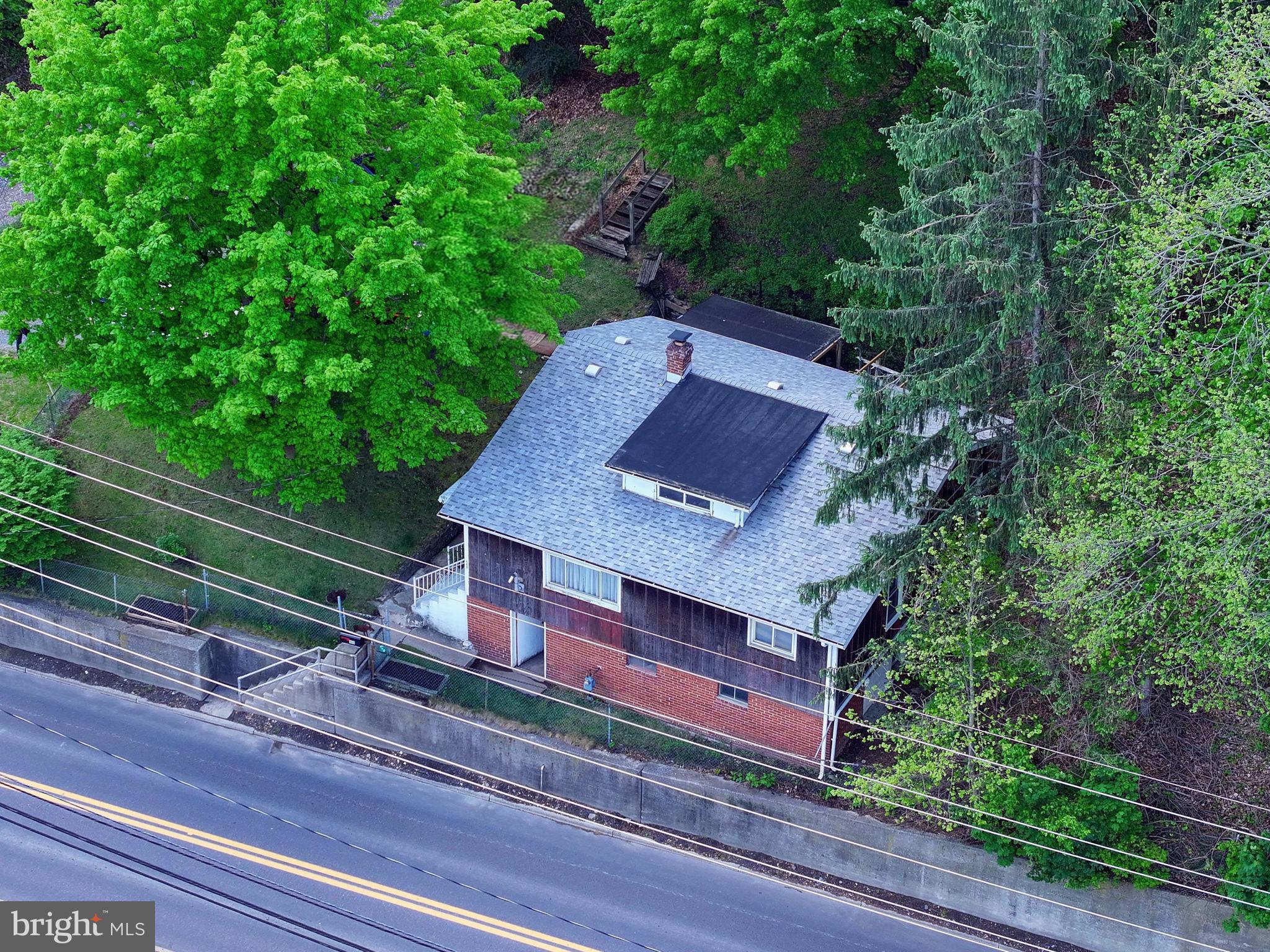 460 Armstrong Street Keyser, WV 26726 - Photo 3 of 51